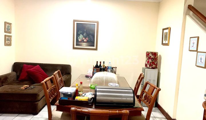 ruang makan rumah murah di bali view