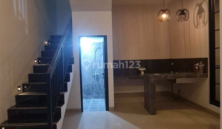 Rumah Baru 2 Lantai Mulyosari  Dekat Sutorejo Dharmahusada Pakuwon City Dll 2