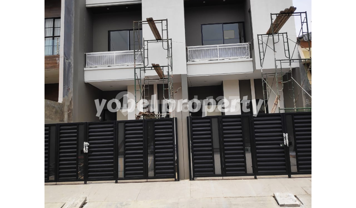 VILLA KALIJUDAN INDAH SURABAYA BARU MINIMALIS SIAP HUNI