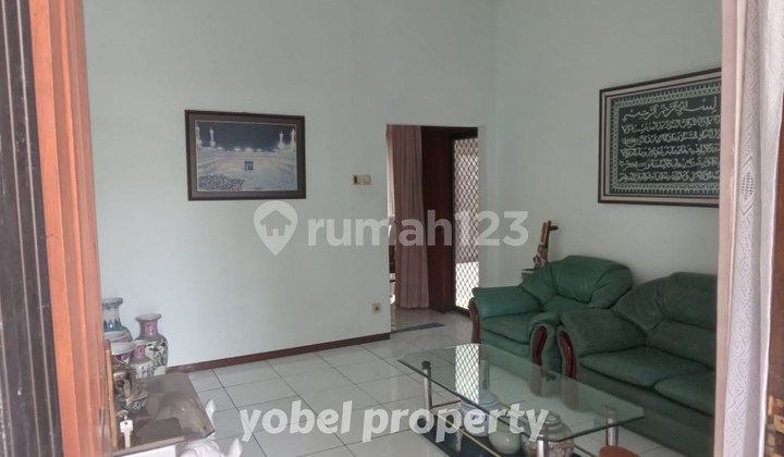 MANYAR KARTIKA HOUSE SURABAYA STRATEGIC LOCATION 2