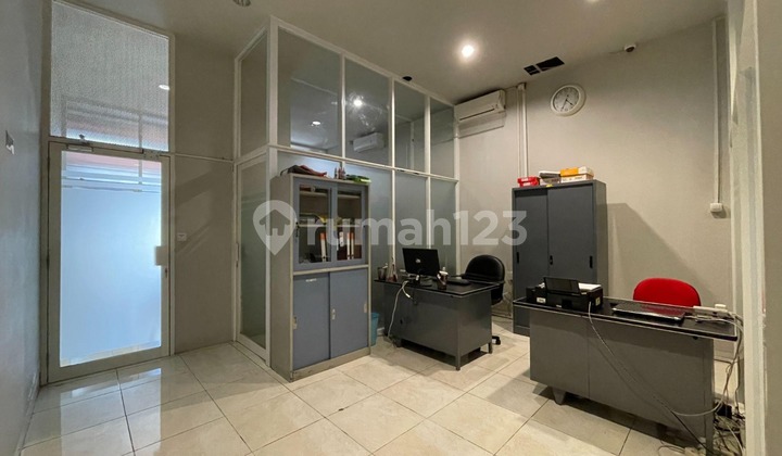 Dijual Cepat Ruko 2 Lantai Plus 6 AC, Gamping, Sleman, 039