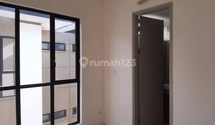 Dijual Rumah Cantik 3lt di Cluster Asya Semayang Lokasi Strategis, Jakarta Garden City 024 2