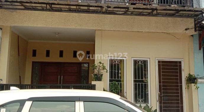 Dijual Rumah 2 Lantai 3 Kt Perumahan Taman Harapan Baru, Pejuang, Bekasi, 032 1