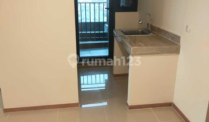 For Rent: 4-BR Apartment Meikarta, South Cikarang, Bekasi, 030&004 For Rent: 4-BR Apartment Meikarta, South Cikarang, Bekasi, 030&004