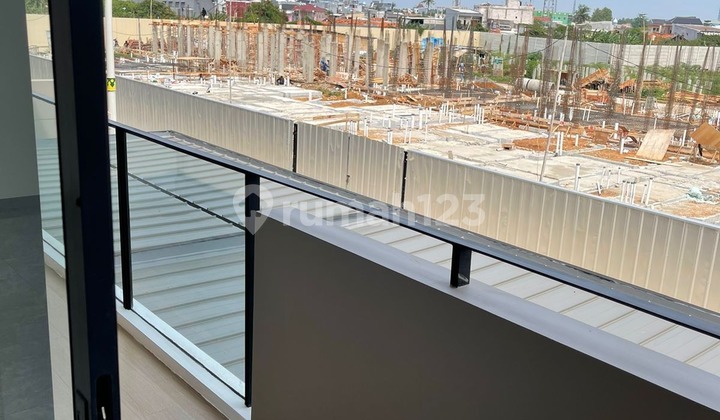 Dijual Rumah Mewah - Cluster Asya (027) 2