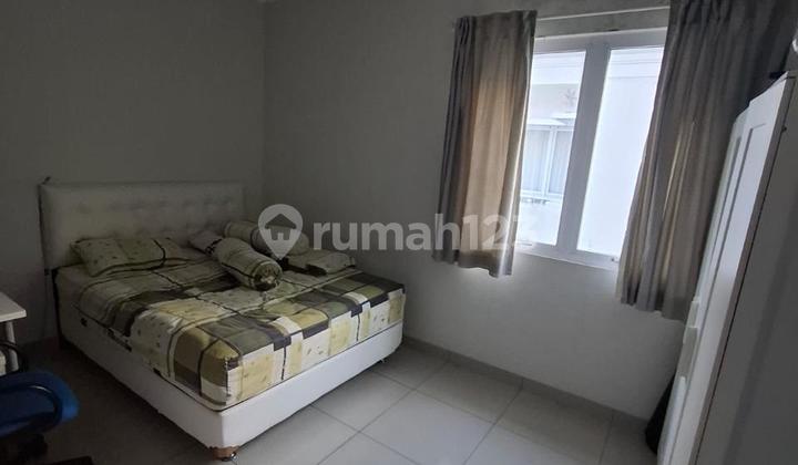 Rumah Hook sebelah Kolam Renang  Cluster Vernonia Summarecon Bekasi  2