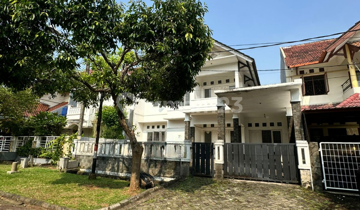 Dijual Rumah Mewah 2 Lantai di Kemang Pratama Bekasi Lingkungan Premium & Akses Transportasi Lengkap 1