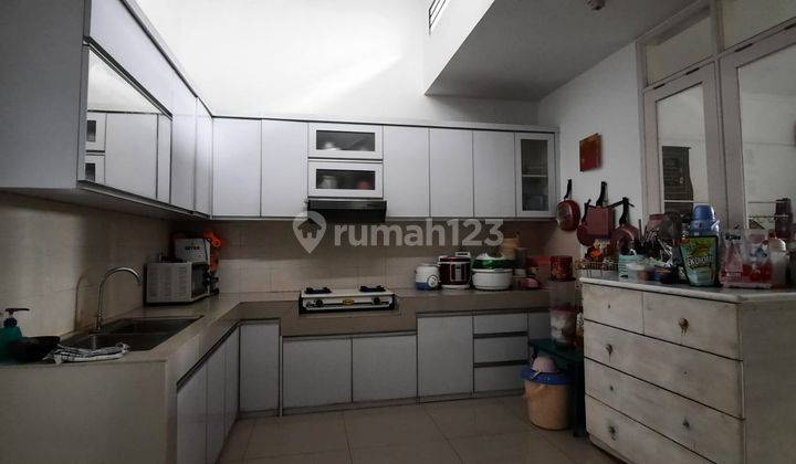 Dijual Rumah Cantik Siap Huni Kemang 2