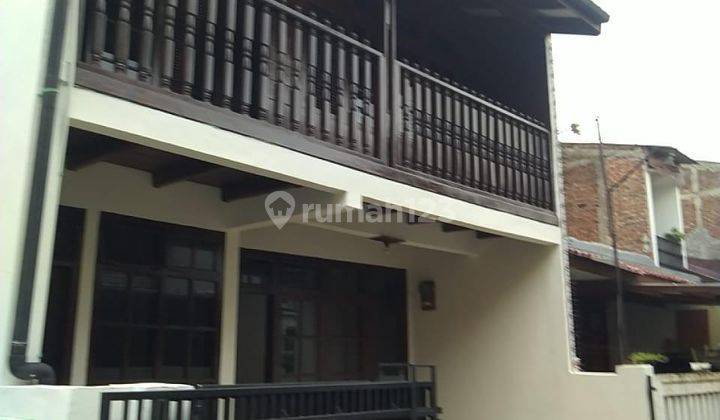 Dijual Cepat Rumah 3 lantai di Antapani Bandung 1