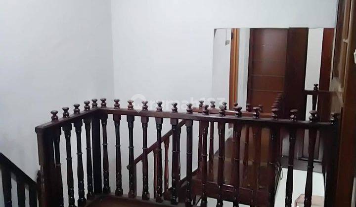Dijual Cepat Rumah 3 lantai di Antapani Bandung 2
