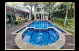 Hunian Eksklusif dengan Kolam Renang Pribadi di Kemang Jaksel,  2