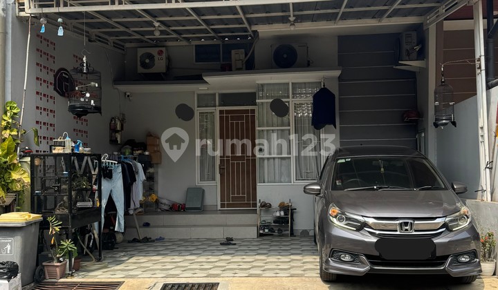Rumah Siap Huni Semi Furnished 10 Menit dari Summarecon Bekasi Rumah Siap Huni Semi Furnished 10 Menit dari Summarecon Bekasi