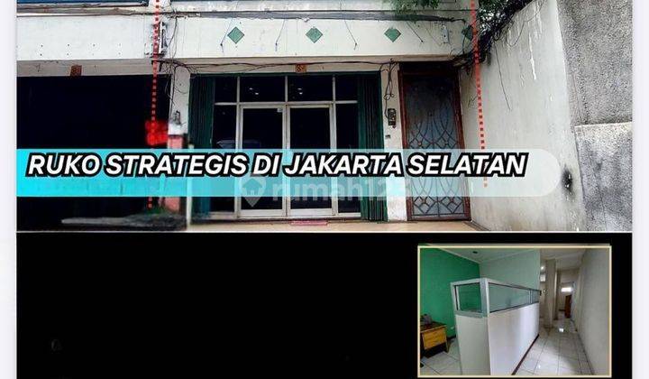 Dijual Cepat Ruko 3 Lantai Lokasi Sangat Strategis di Bintaro 1