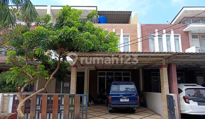 Dijual Cepat Rumah Strategis di Perumahan Emerald Spring, Harga Terjangkau Dijual Cepat Rumah Strategis di Perumahan Emerald Spring, Harga Terjangkau