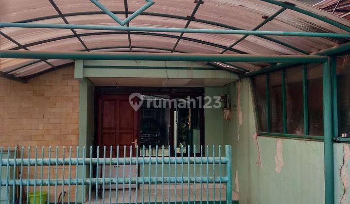 Rumah di kompleks Alfa Indah, Joglo, Jakarta Barat 2