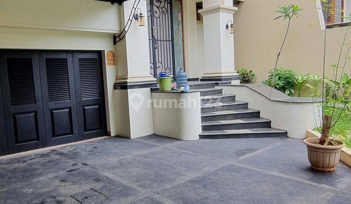 Rumah 3 Lantai Depan Taman Di Puri Indah Jakarta Barat 2