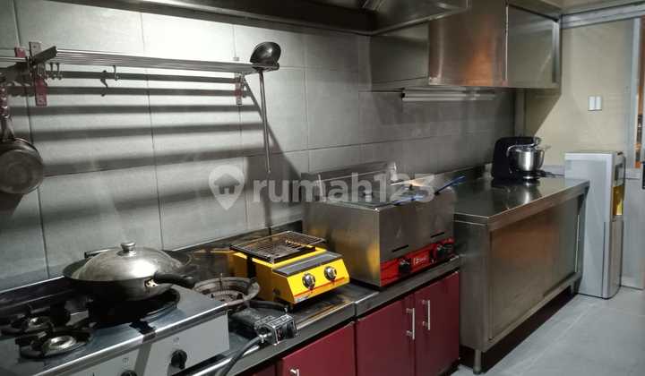 Commercial Property Restaurant Business with Furnishings and Equipment in Sentul 2