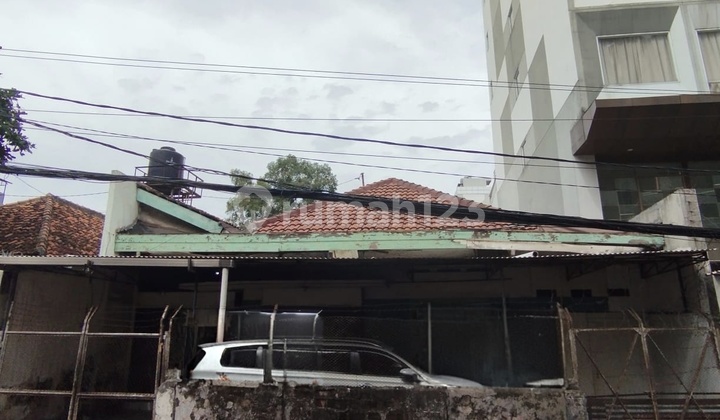 Dijual Rumah Tua 500M ke Thamrin, Jakarta Pusat Dijual Rumah Tua 500M ke Thamrin, Jakarta Pusat