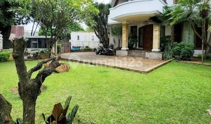 Rumah.mewah Dwngan Kolam Renang Di Pondok Indah, Jaksel