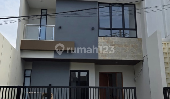 Rumah Baru Siap Huni di Villa Meruya Jakarta Barat,