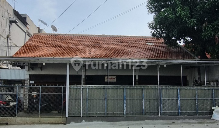 Rumah Hitung Tanah Di Kramat, Senen, Jakarta Pusat Rumah Hitung Tanah Di Kramat, Senen, Jakarta Pusat