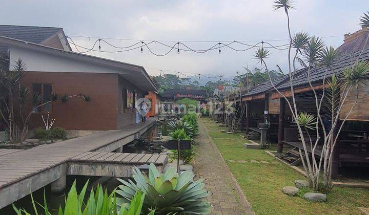 Ruang Usaha villa & resto Rancabentang di Sersan Bajuri 2