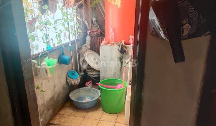 Rumah Dalam Gang di Sayap Jalan Rajawali, Sudirman 2