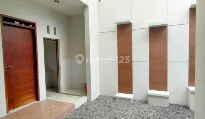 Rumah Bagus Siap Huni Dalam Cluster Singgasana Aman One Gate System 1