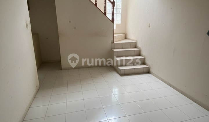 Nice Ready-to-Occupy House in Pinus Regency, Bandung City