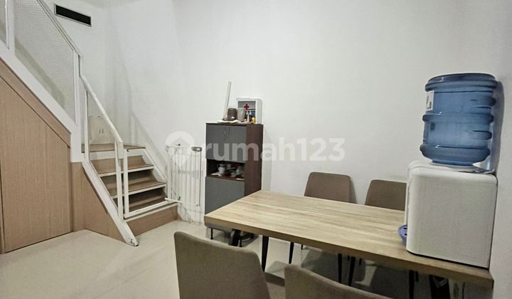 Rumah Bagus Siap Huni di Taman Kopo Indah I 2