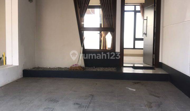 Rumah Disewakan Semi Furnished Di Podomoro Park Bandung 1