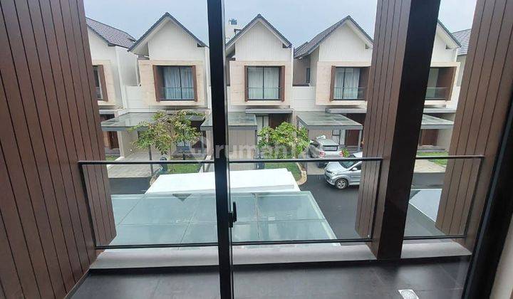 Rumah Bagus 2 Lantai Siap Huni Nyaman  Di Podomoro Park  1