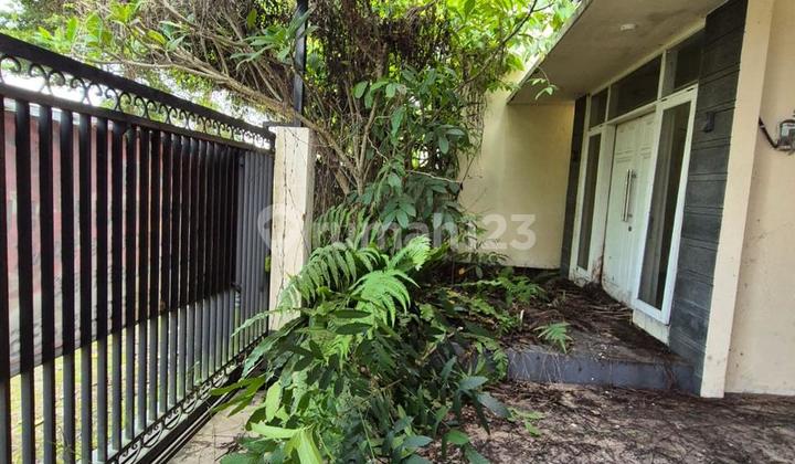 Rumah Lelang Mainroad Banget di Jalan Raya Lembang