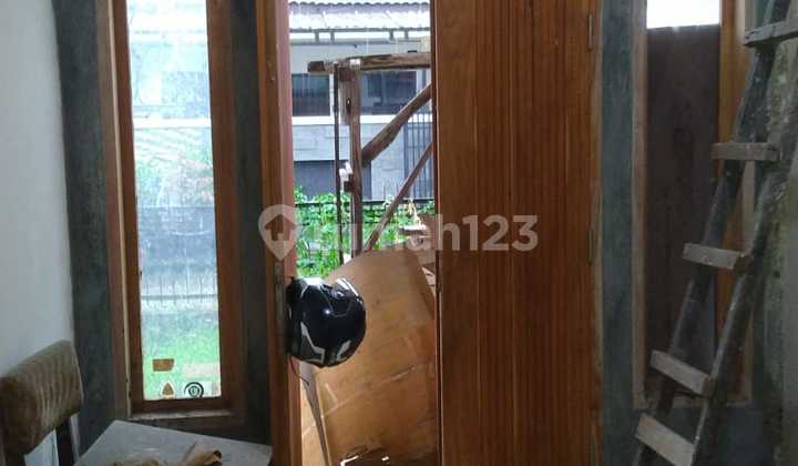 Rumah Luas Renovasi Di Taman Kopo Indah Kab Bandung