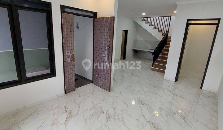 Rumah SHM Siap Huni Minimalis Modern di Cigadung Dago Bandung 2