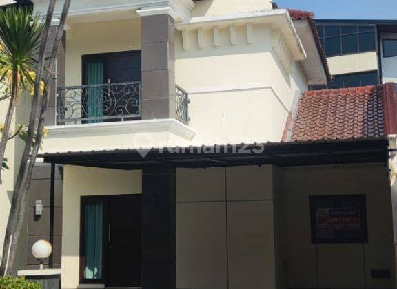 Dijual disewakan Rumah di Jl.puri Mediterania, Semarang 1