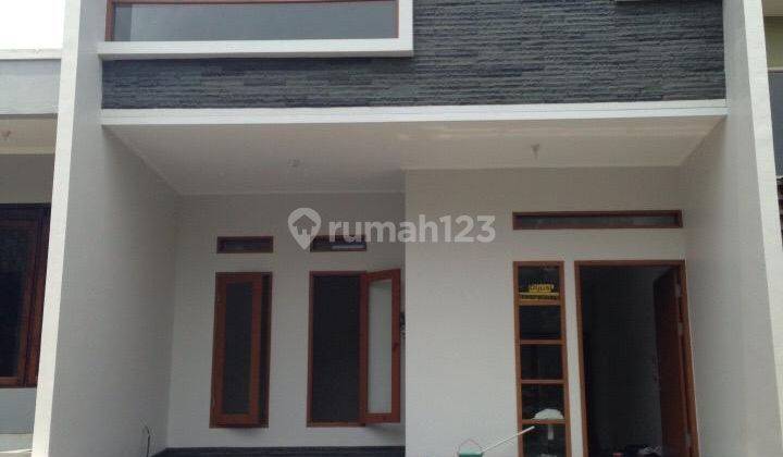 Rumah siap huni cluster depan Sentul city  1