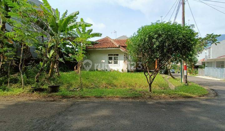 Rumah murah posisi hook Sentul city  2