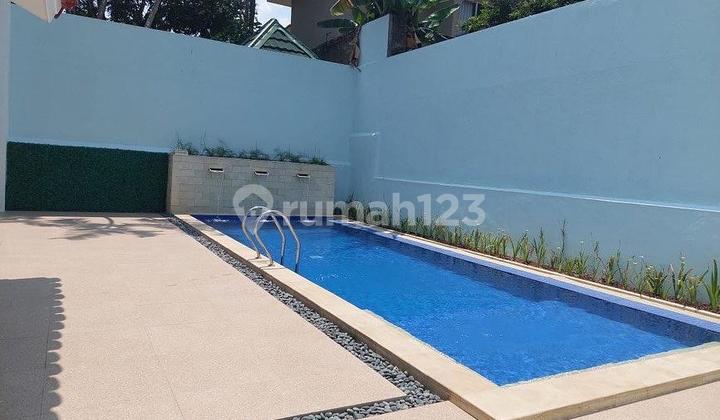 Disewakan Rumah Kolam Renang Cluster Meditrania 1