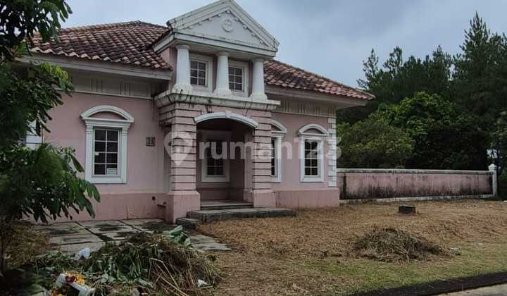 Hook House Cluster in Front of Sentul City 2