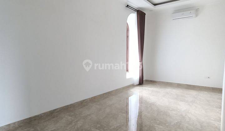 Dijual Rumah Baru Mediterania , 3 Lantai Semi Purnish Kolam Renang Sentul City Bogor 2