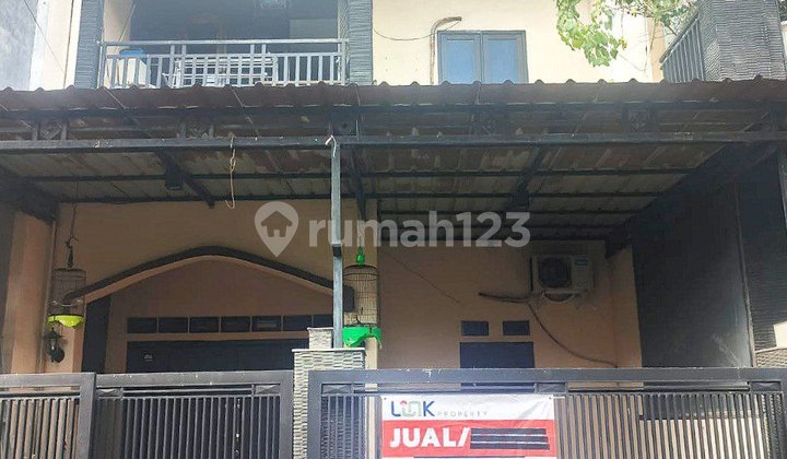 Rumah di Jambangan 2 lantai SHM dekat Al Hikmah Masjid Agung
