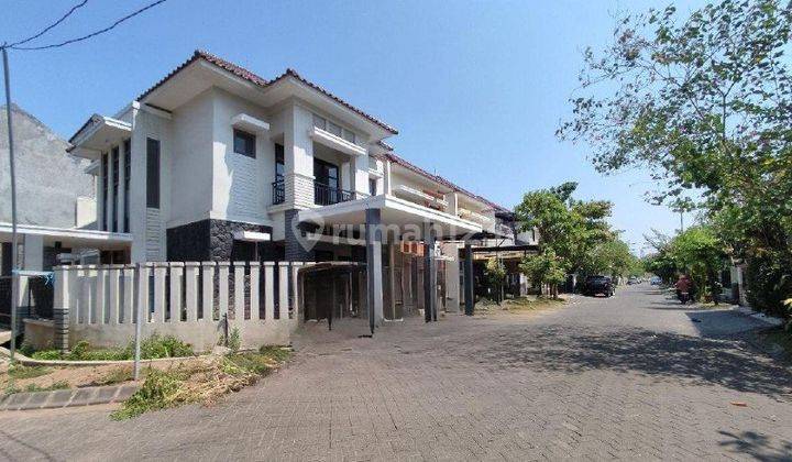 Semi Furnish Dekat Mapold Rumah 2 Lantai Hook Central Park A.yani 1