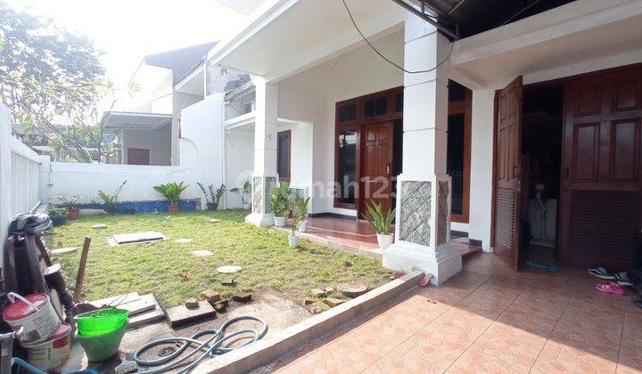 Rumah Di Jl. Kendangsari Belakang Chicko Swalayan Disewakan 2