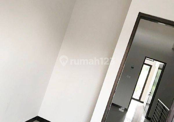 Rumah Murah Surabaya Selatan Dekat Uk Petra Jl. Kertomenanggal  2