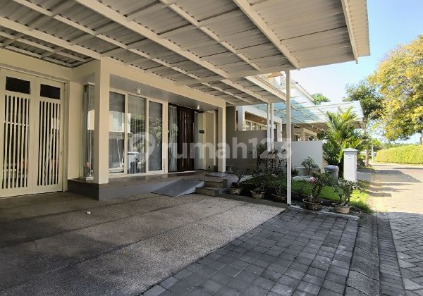garasi/carport dijual rumah di citraland utama
