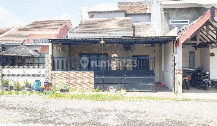 Rumah Bagus Siap Huni Park Royal Regency Buduran Sidoarjo  1