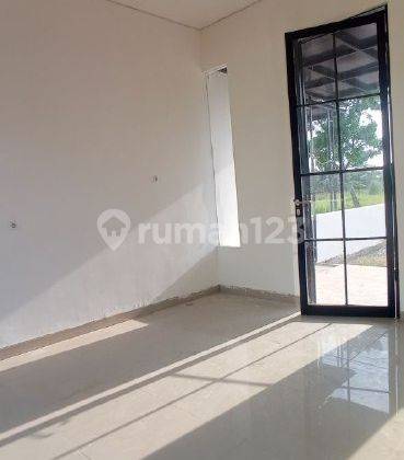 ruang tamu rumah baru minimalis on progress