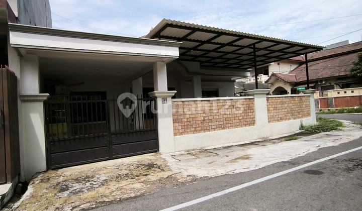 House Behind Excelso Merr North Baruk Hook Cheap SHM 2