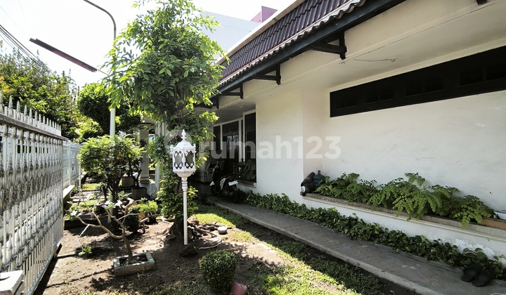 House in Raya Pondok Candra Hook with SHM, Land Calculation, Cheap